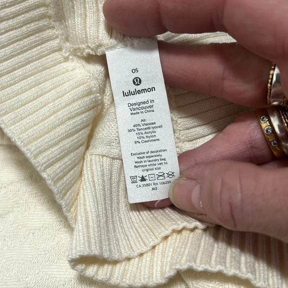 Lululemon NWOT Ivory Textured Poncho Wrap Viscose/Tencel/Cashmere Blend O/S - Picture 7 of 8